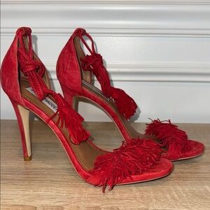 Steve Madden “Sassy” Sz 9 4.5”‎ Red Suede Fringe Heels EUC